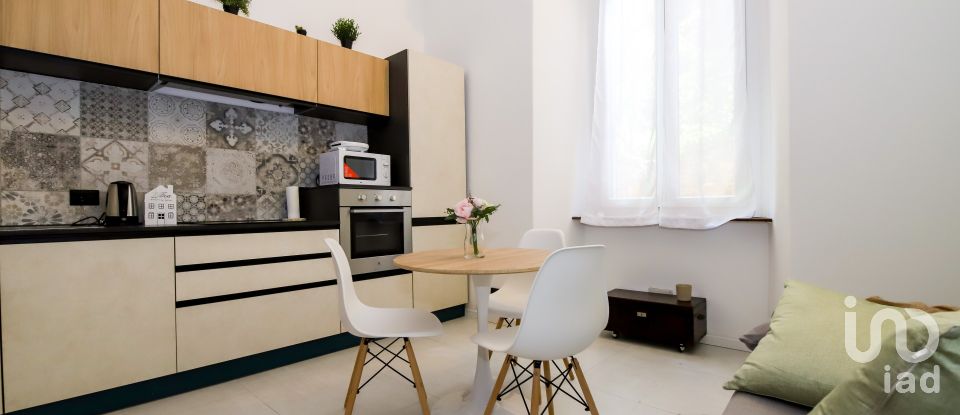 Loft 3 locali di 47 m² a Genova (16137)