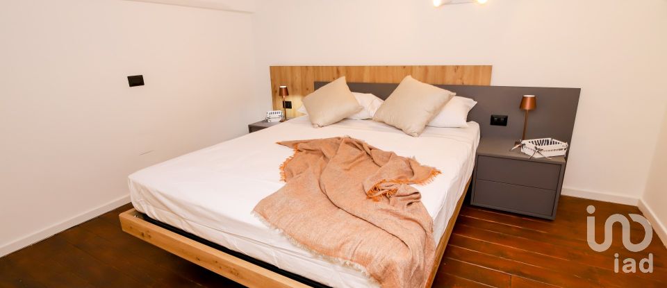 Loft 3 locali di 47 m² a Genova (16137)