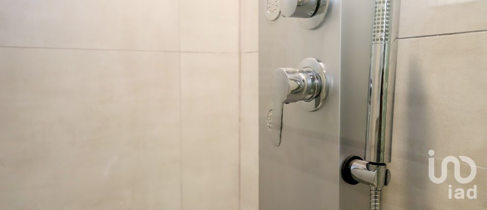 Loft 3 locali di 47 m² a Genova (16137)