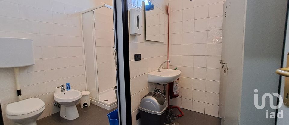 Bar of 208 m² in Rovigo (45100)