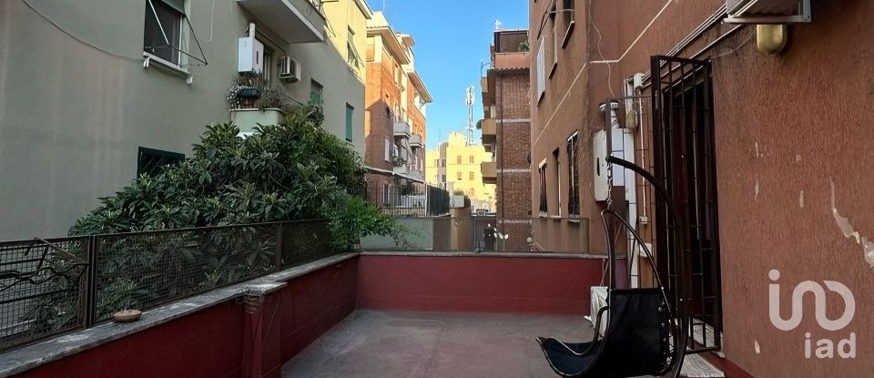 Bilocale di 77 m² a Roma (00183)