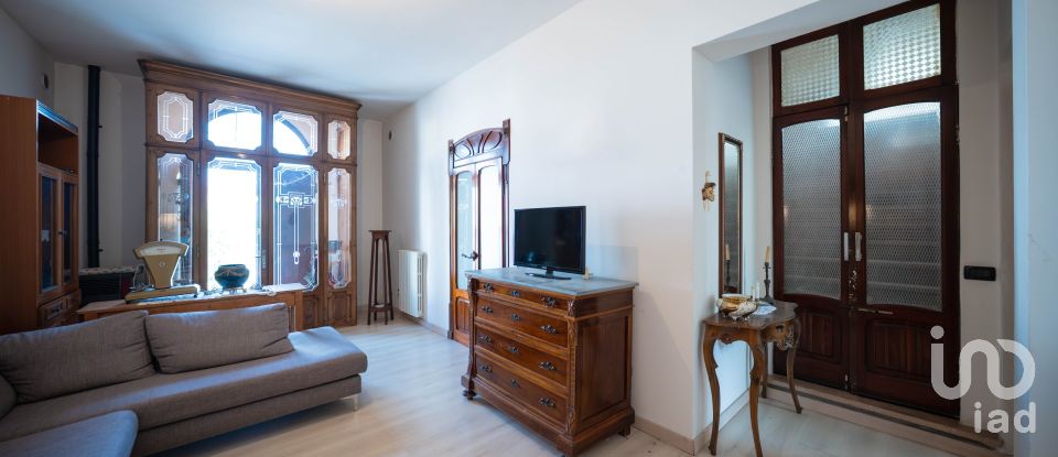 House 11 rooms of 610 m² in Crespino (45030)