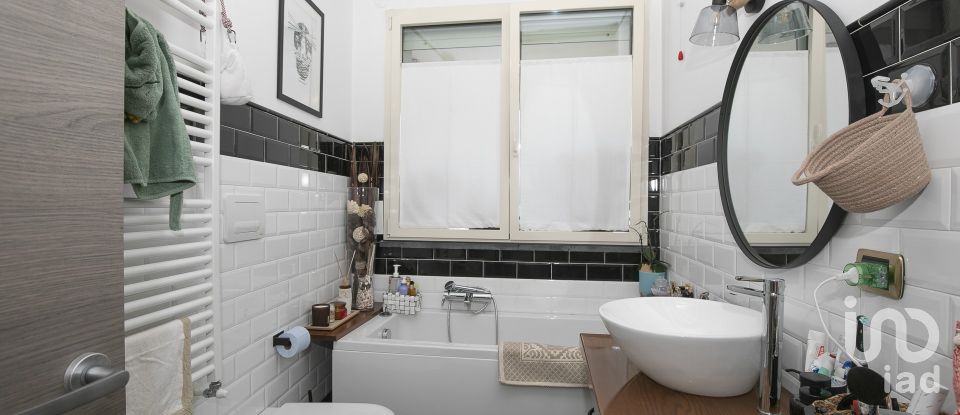 Appartamento 6 locali di 90 m² a Genova (16126)