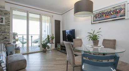 Appartamento 6 locali di 90 m² a Genova (16121)