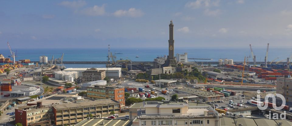 Apartment 6 rooms of 90 m² in Genova (16121)