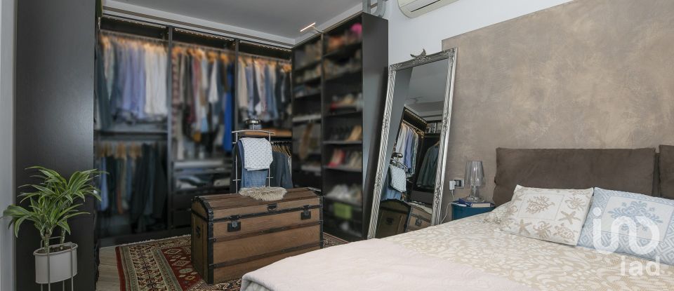 Apartment 6 rooms of 90 m² in Genova (16121)