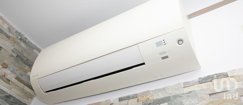 Apartment 6 rooms of 90 m² in Genova (16121)