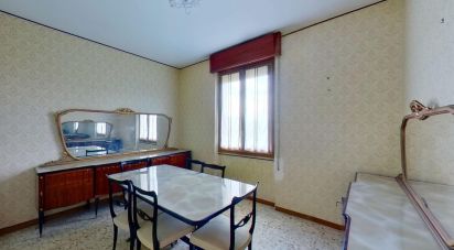 Casa indipendente 6 locali di 220 m² in Castelnuovo di Ceva (12070)