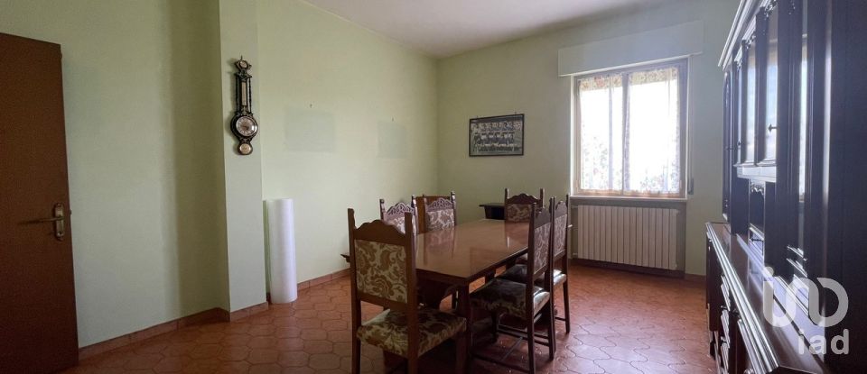 Townhouse 6 rooms of 220 m² in Castelnuovo di Ceva (12070)