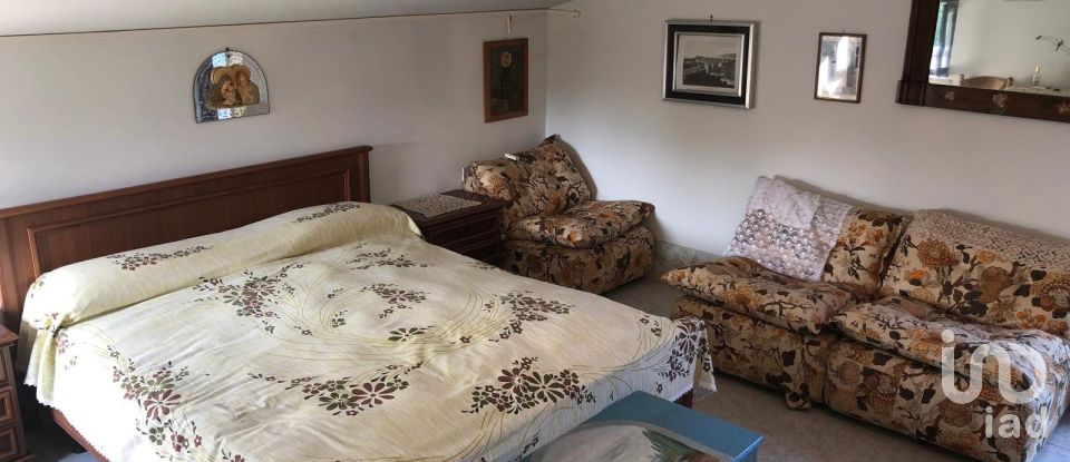 House boat 3 rooms of 57 m² in Priero (12070)