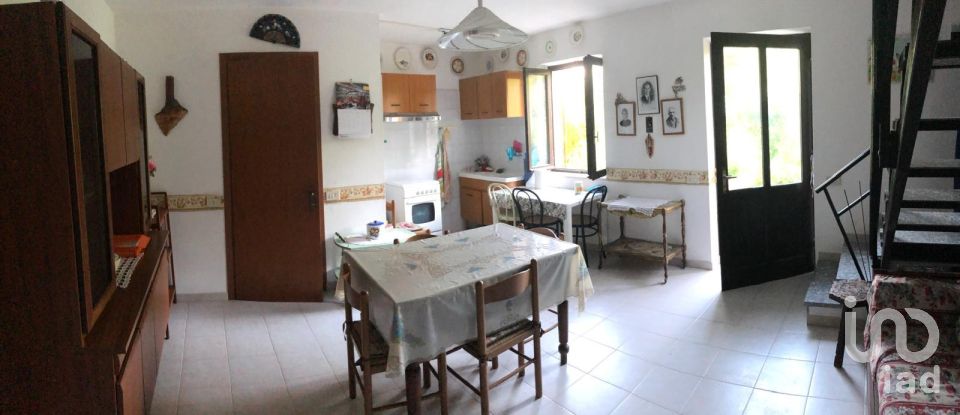 House boat 3 rooms of 57 m² in Priero (12070)