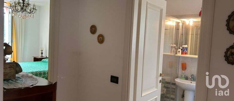 Appartamento 5 locali di 95 m² a Cogoleto (16016)