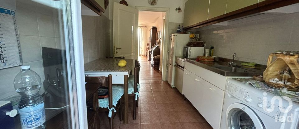 Appartamento 5 locali di 95 m² a Cogoleto (16016)