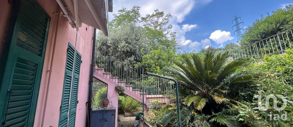 Appartamento 5 locali di 95 m² a Cogoleto (16016)