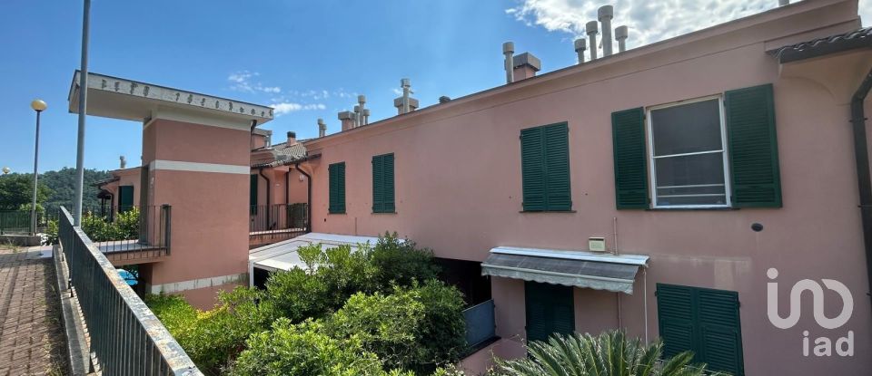 Appartamento 5 locali di 95 m² a Cogoleto (16016)