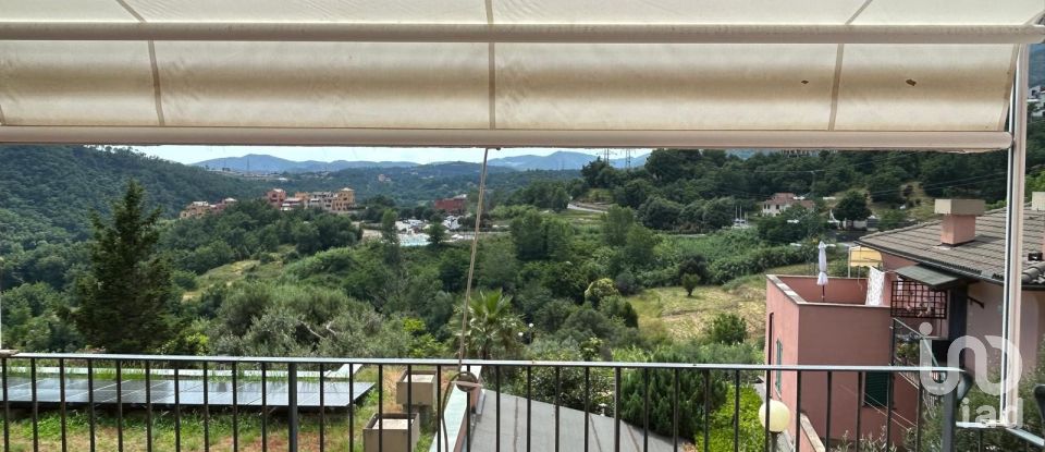 Appartamento 5 locali di 95 m² a Cogoleto (16016)