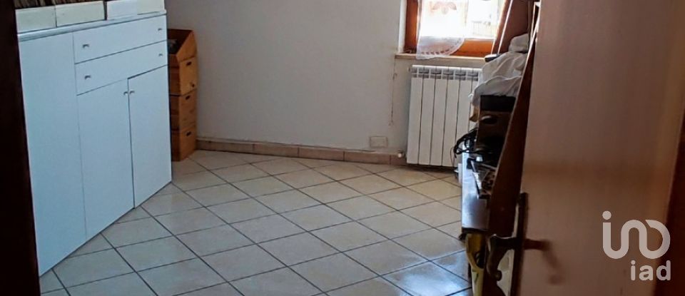 Apartment 11 rooms of 205 m² in Notaresco (64024)