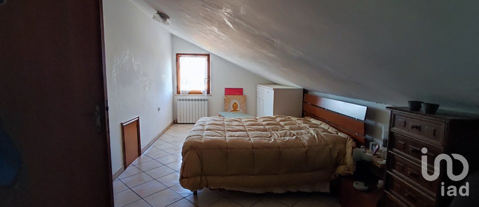 Apartment 11 rooms of 205 m² in Notaresco (64024)