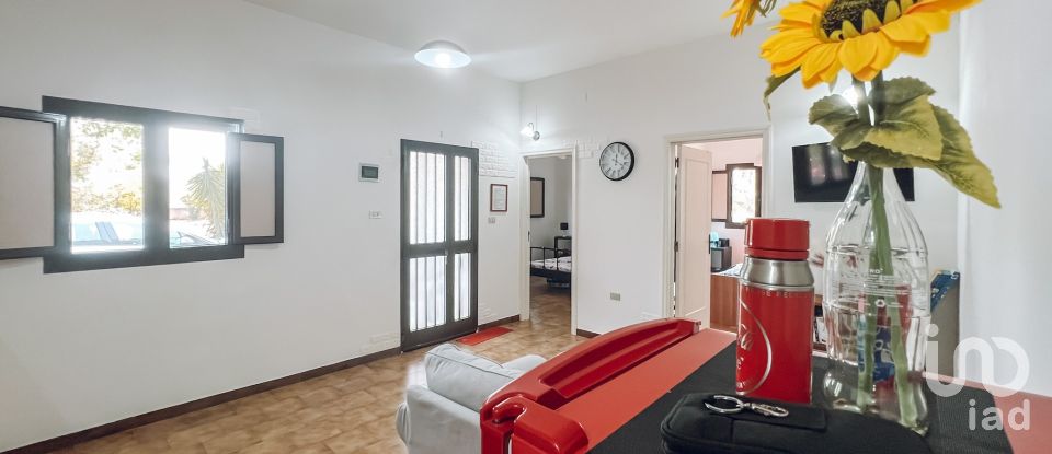 Farm 4 rooms of 73 m² in Francavilla Fontana (72021)