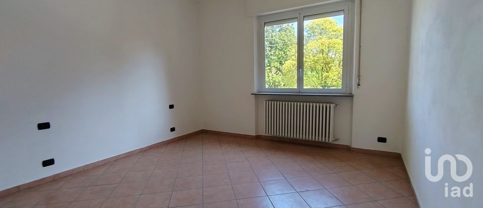 Casa indipendente 3 locali di 103 m² in Brebbia (21020)