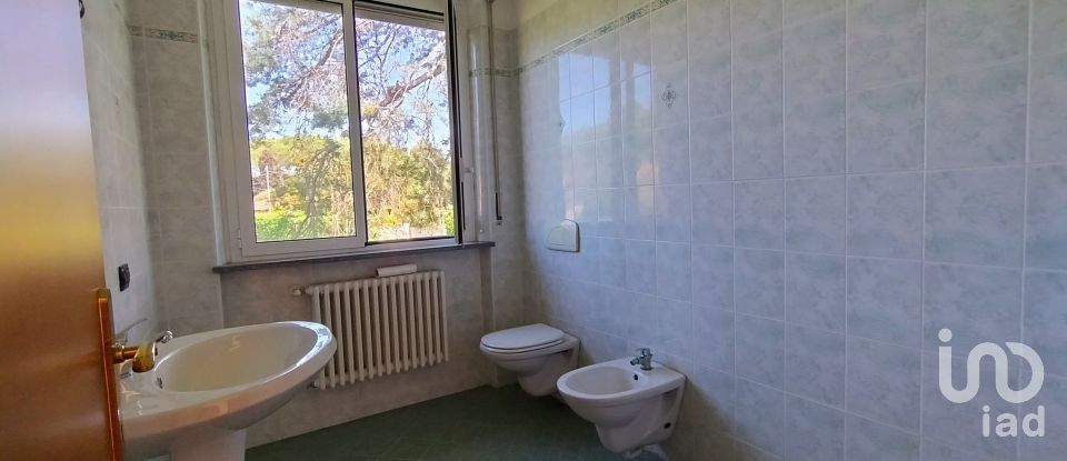Casa indipendente 3 locali di 103 m² in Brebbia (21020)