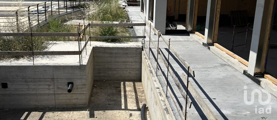 Casale 6 locali di 334 m² in Lonato del Garda (25017)