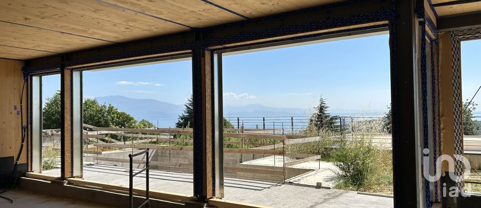 Casale 6 locali di 334 m² in Lonato del Garda (25017)