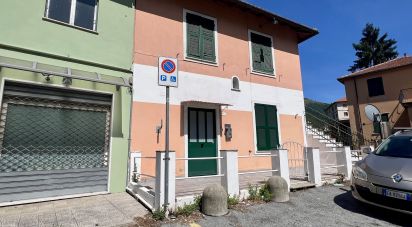 Appartamento 5 locali di 55 m² a Bargagli (16021)