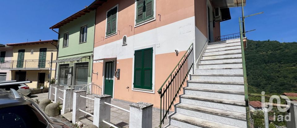 Appartamento 5 locali di 55 m² a Bargagli (16021)