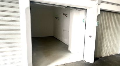 Posto auto di 16 m² in Genova (16146)