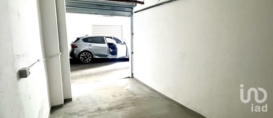 Posto auto di 16 m² in Genova (16146)