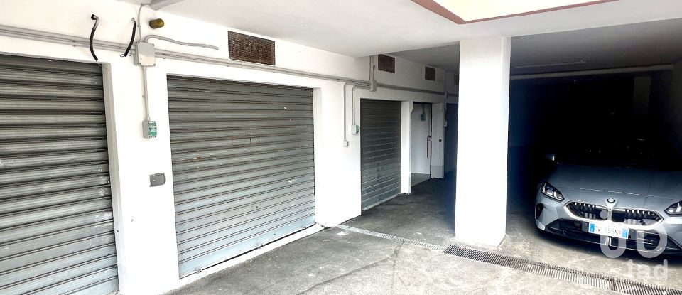 Posto auto di 16 m² in Genova (16146)