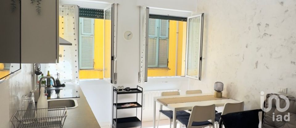 Bilocale di 60 m² a Genova (16124)