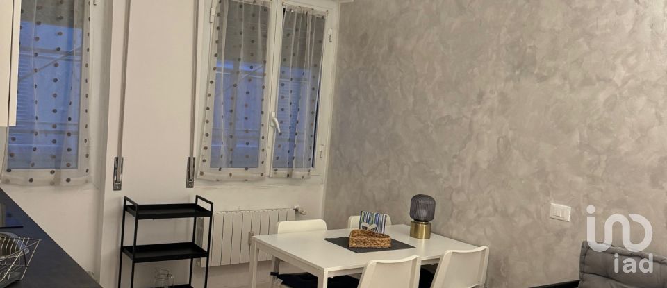 Bilocale di 60 m² a Genova (16124)