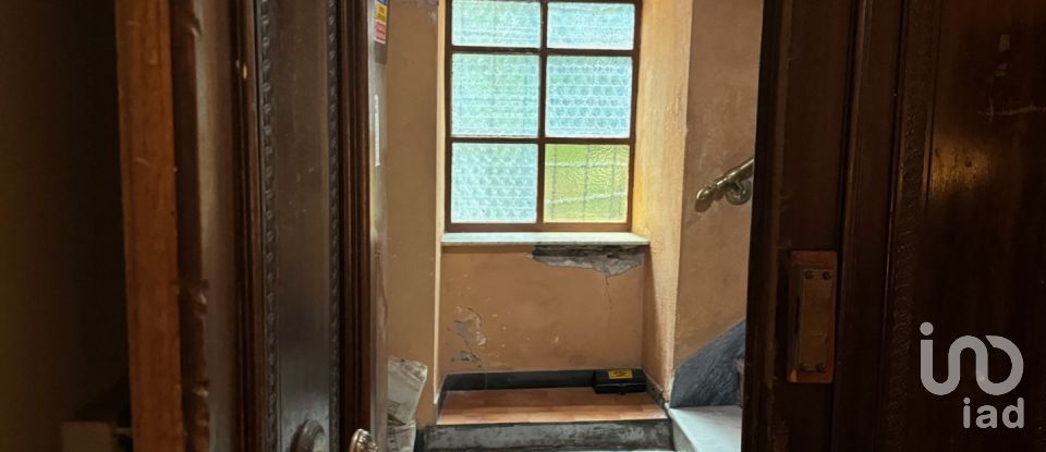 One-room apartment of 30 m² in Genova (16127)