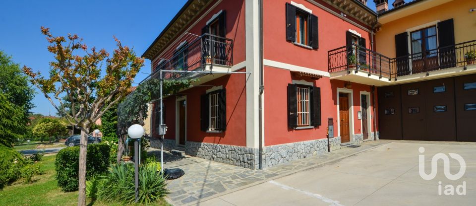 Casa indipendente 13 locali di 383 m² in Dogliani (12063)