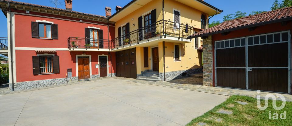 Casa indipendente 13 locali di 383 m² in Dogliani (12063)