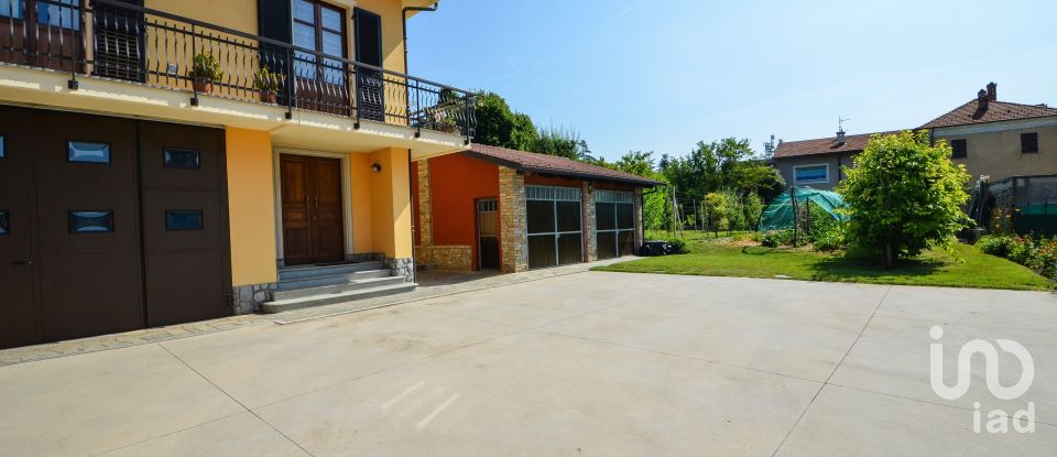 Casa indipendente 13 locali di 383 m² in Dogliani (12063)