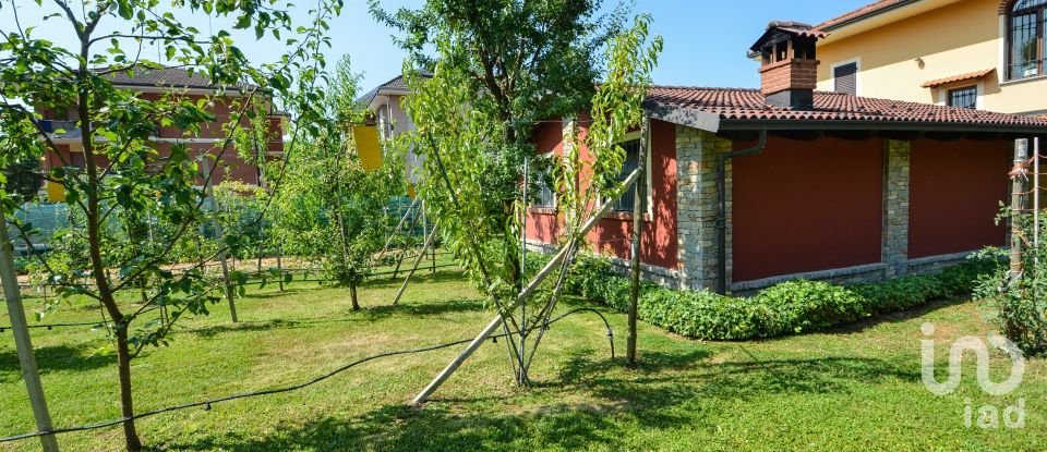 Casa indipendente 13 locali di 383 m² in Dogliani (12063)