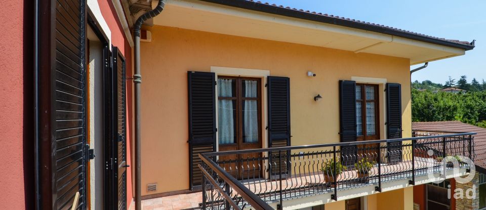 Casa indipendente 13 locali di 383 m² in Dogliani (12063)