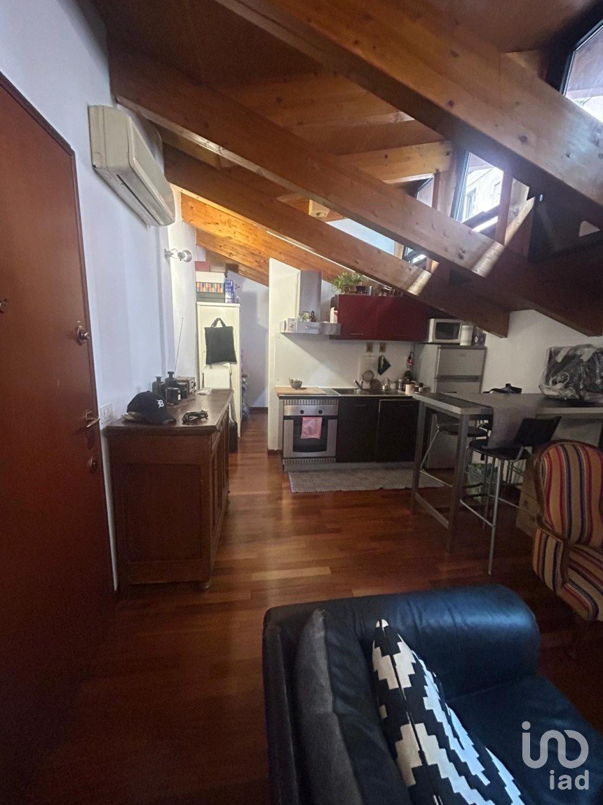 Trilocale di 43 m² a Milano (20131)