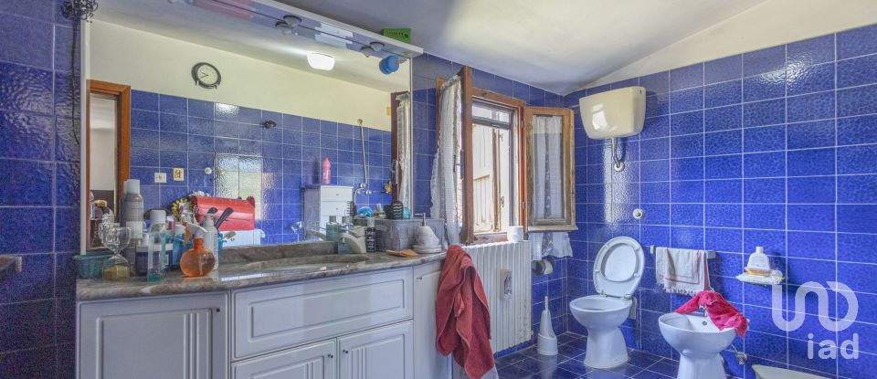 Casa indipendente 5 locali di 294 m² in Sirolo (60020)