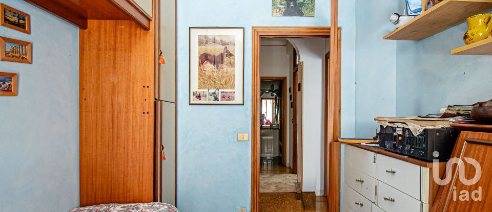 Apartment 6 rooms of 82 m² in Genova (16164)