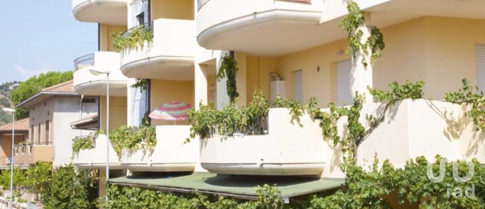 Appartamento 6 locali di 88 m² a Tortoreto (64018)