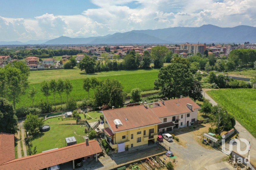 Appartamento 5 locali di 222 m² a San Carlo Canavese (10070)