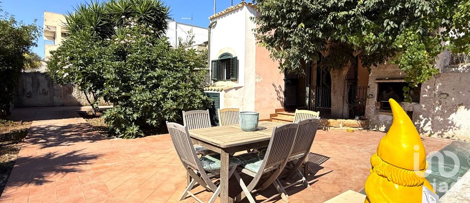 Casa indipendente 4 locali di 171 m² in Noto (96017)