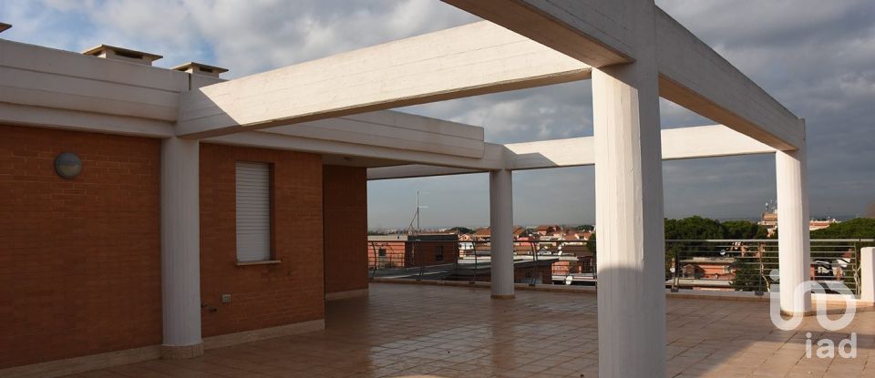 Trilocale di 142 m² a Roma (00125)