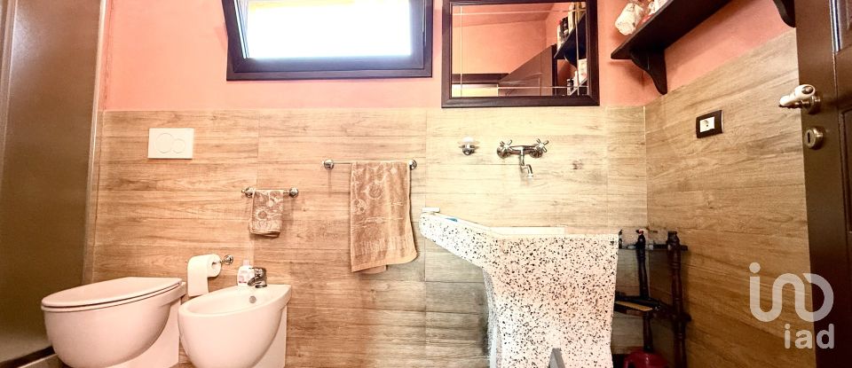 Casale 5 locali di 249 m² in Avola (96012)