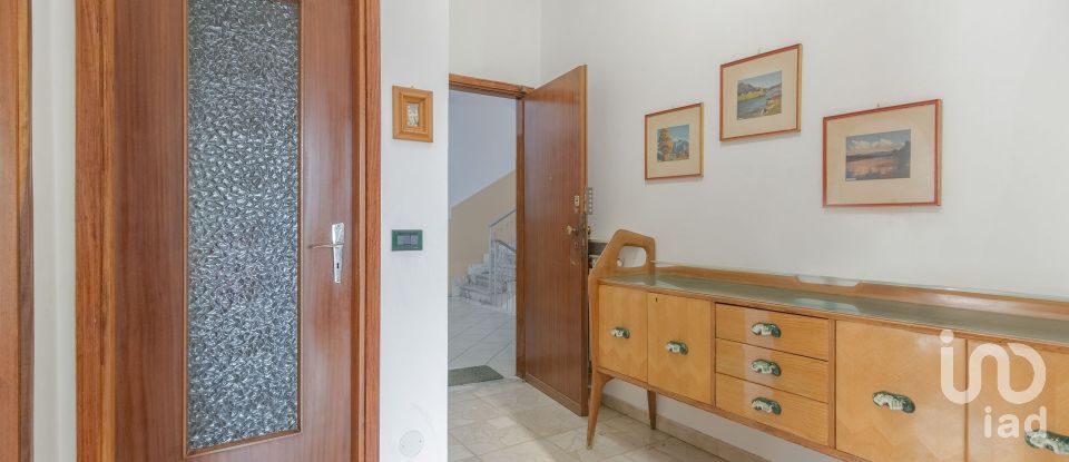 Three-room apartment of 80 m² in Borghetto Santo Spirito (17052)