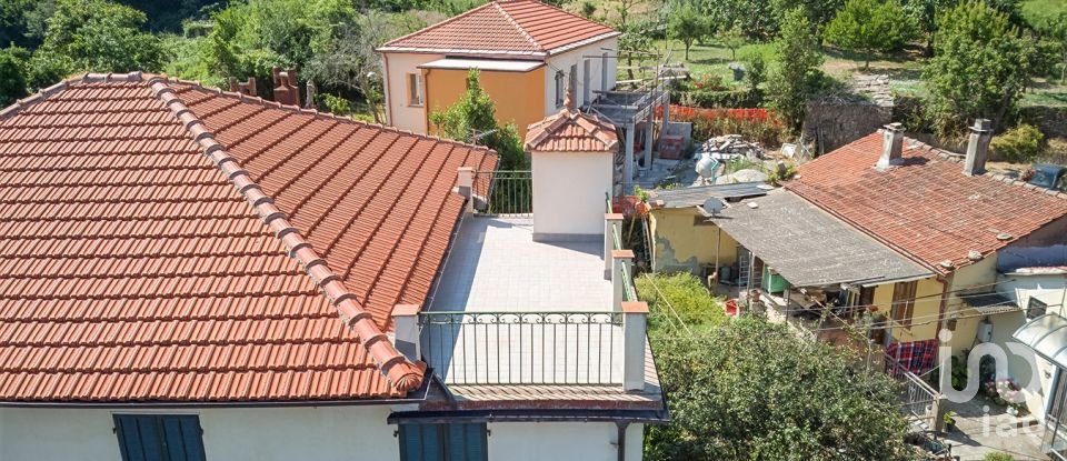 Appartamento 6 locali di 102 m² a Prelà (18020)